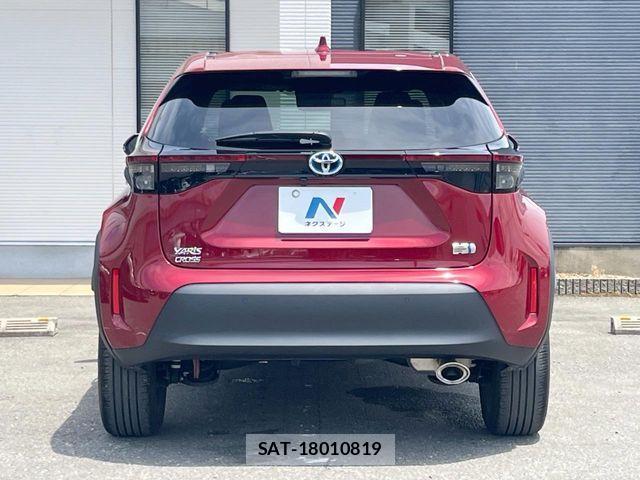 Toyota YARIS CROSS 2023-12 8355960-16