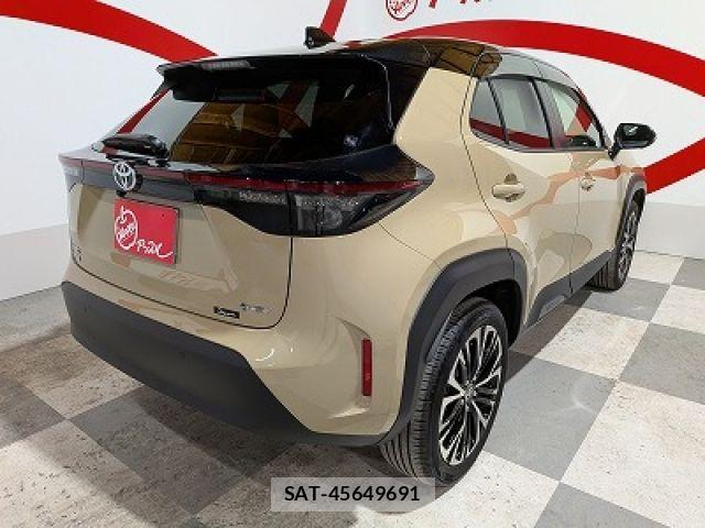 Toyota YARIS CROSS 2024-09 8355959-22