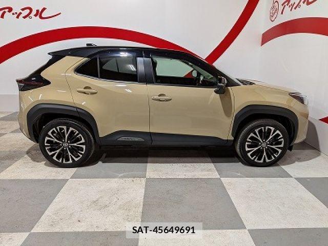 Toyota YARIS CROSS 2024-09 8355959-24