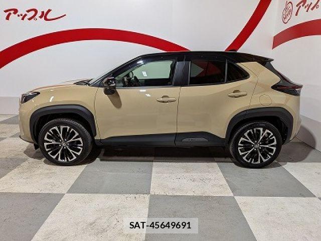Toyota YARIS CROSS 2024-09 8355959-2