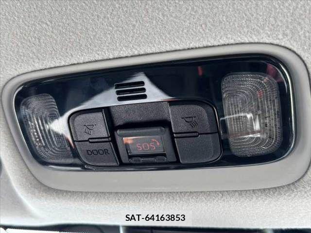 Toyota YARIS CROSS 2021-07 8355964-24