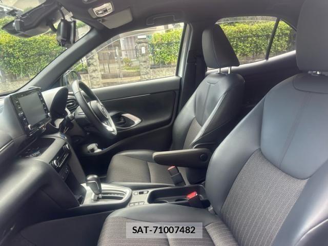 Toyota YARIS CROSS 2022-12 8370011-7