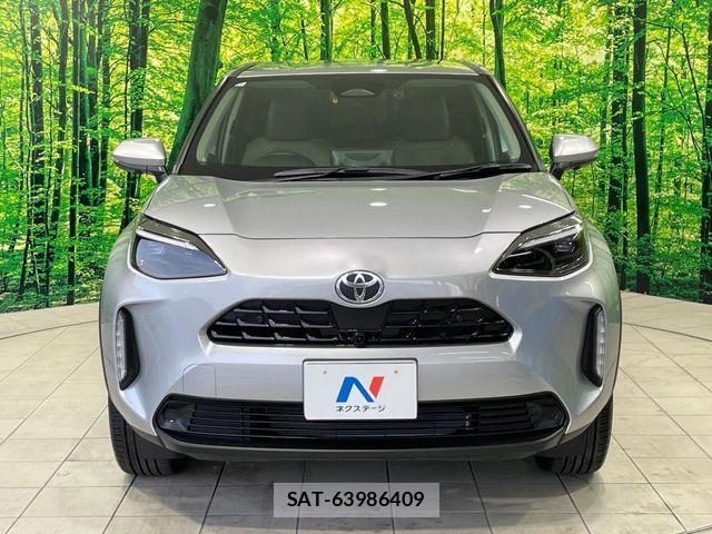 Toyota YARIS CROSS 2024-05 8370003-14
