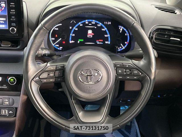 Toyota YARIS CROSS 2021-10 8370008-10