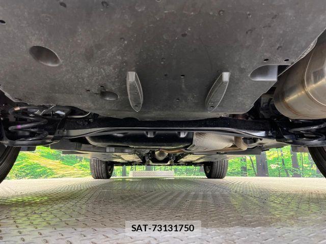 Toyota YARIS CROSS 2021-10 8370008-18