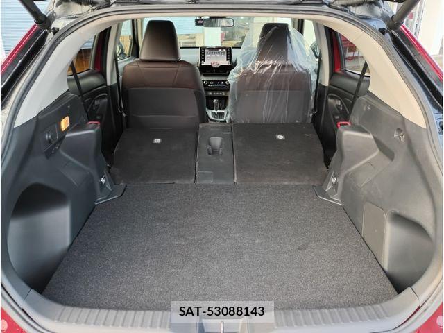 Toyota YARIS CROSS 2021-02 8370016-16