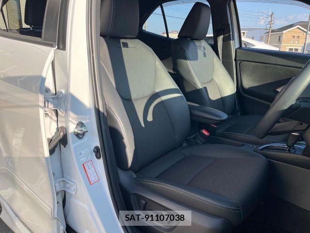 Toyota YARIS CROSS 2024-11 8370001-11