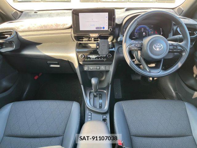 Toyota YARIS CROSS 2024-11 8370001-1