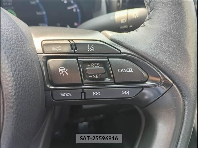 Toyota YARIS CROSS 2022-10 8370007-11