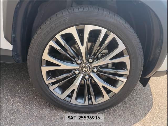 Toyota YARIS CROSS 2022-10 8370007-6