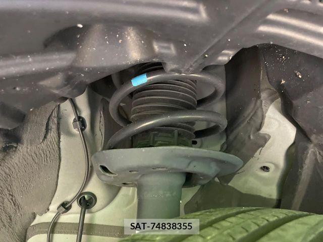Toyota YARIS CROSS 2021-11 8370010-19