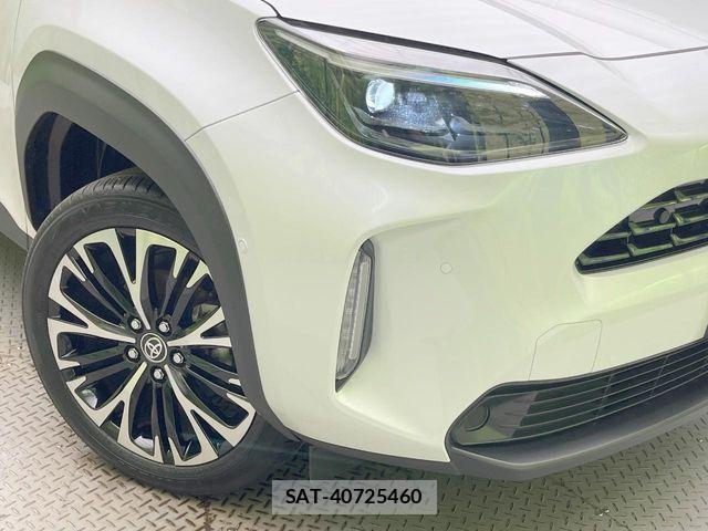 Toyota YARIS CROSS 2025-09 8369998-11