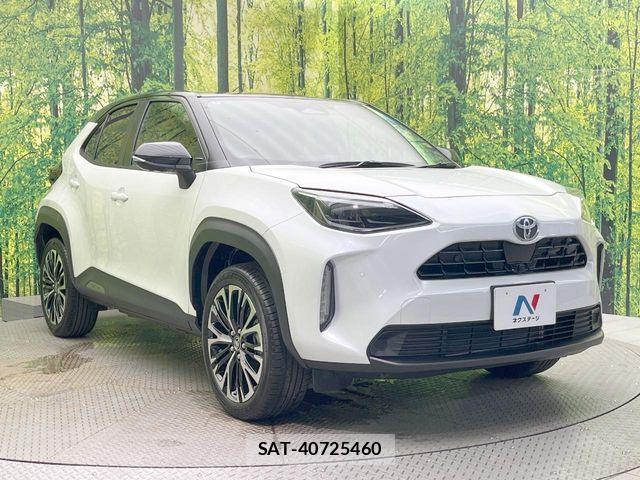Toyota YARIS CROSS 2025-09 8369998-15
