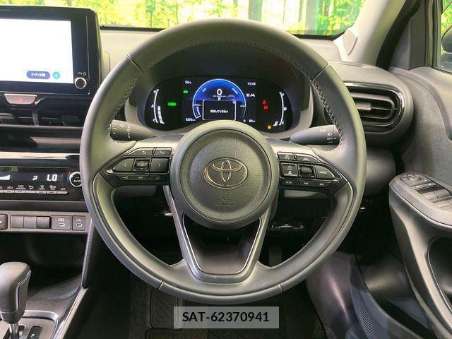 Toyota YARIS CROSS 2025-11 8370004-10