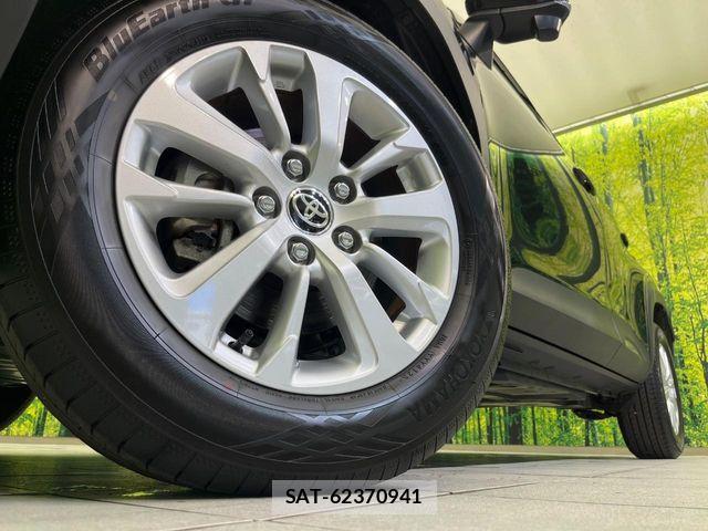 Toyota YARIS CROSS 2025-11 8370004-12
