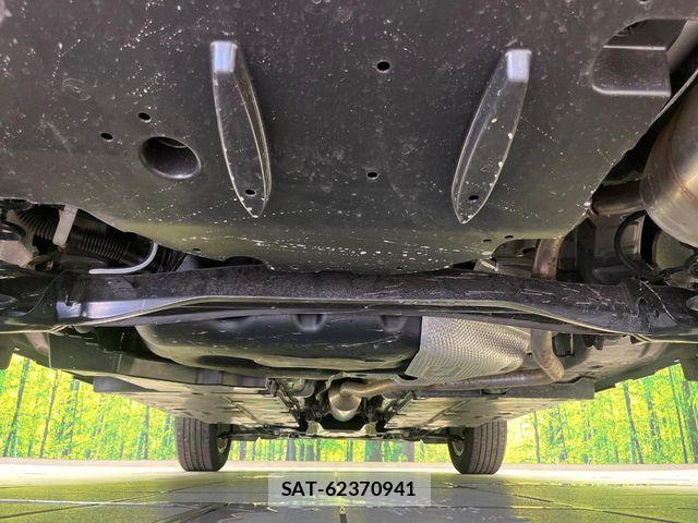 Toyota YARIS CROSS 2025-11 8370004-18