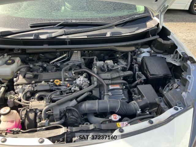 Toyota YARIS CROSS 2021-06 8370009-2
