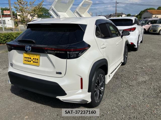 Toyota YARIS CROSS 2021-06 8370009-4