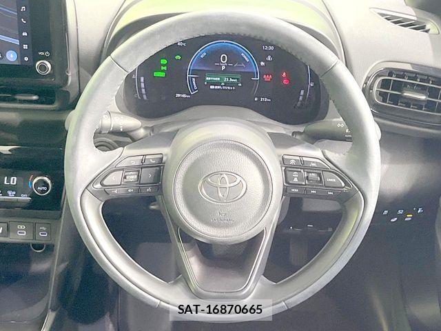 Toyota YARIS CROSS 2024-11 8370002-10