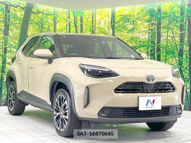 Toyota YARIS CROSS 2024-11 8370002-15