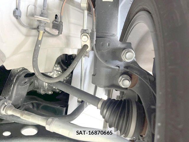 Toyota YARIS CROSS 2024-11 8370002-19