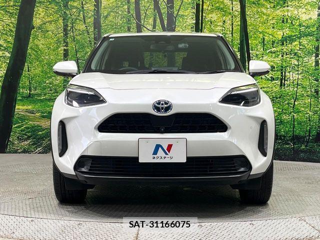 Toyota YARIS CROSS 2021-04 8370005-14