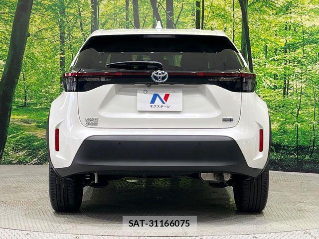 Toyota YARIS CROSS 2021-04 8370005-15
