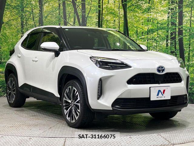 Toyota YARIS CROSS 2021-04 8370005-16