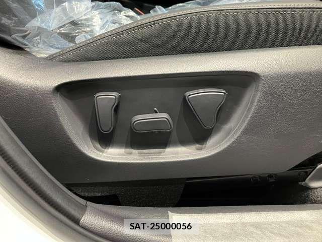 Toyota YARIS CROSS 2025-07 8369997-9