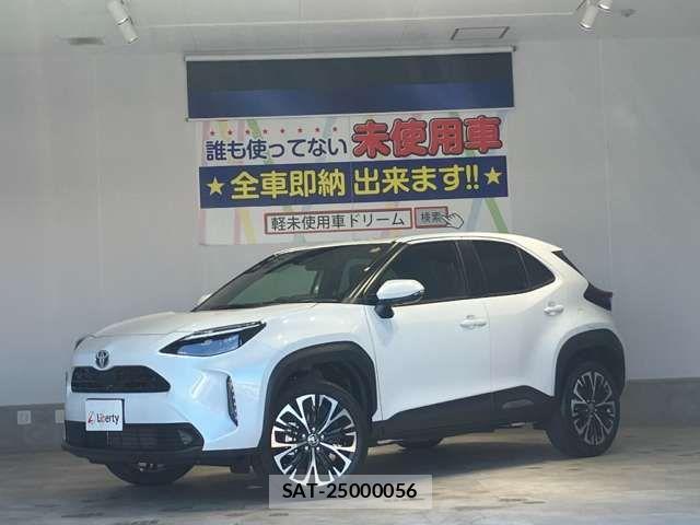 Toyota YARIS CROSS 2025-07 8369997-15