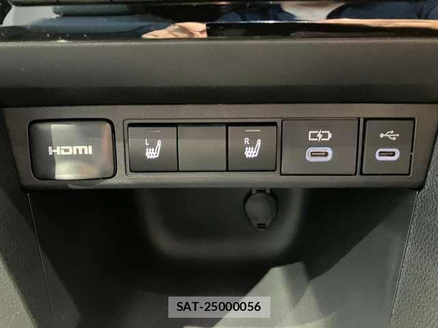 Toyota YARIS CROSS 2025-07 8369997-8