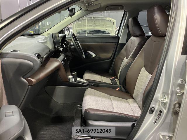 Toyota YARIS CROSS 2020-09 8370013-10