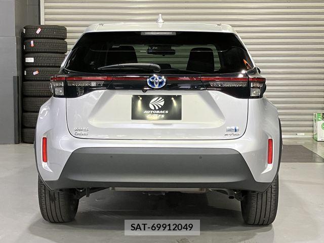 Toyota YARIS CROSS 2020-09 8370013-3