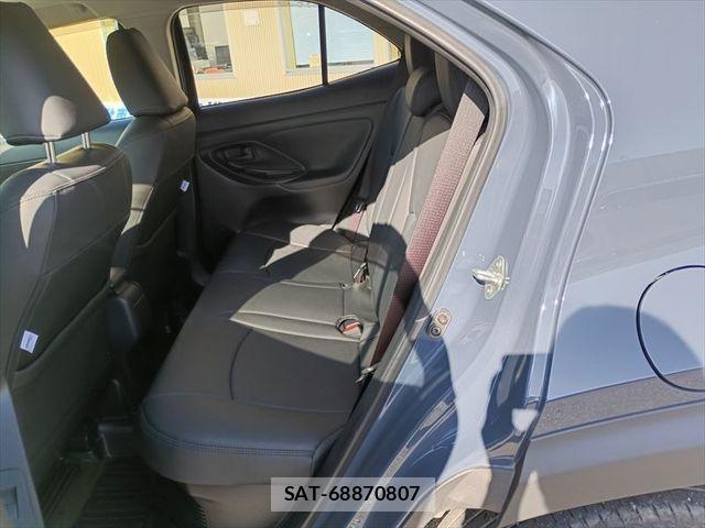 Toyota YARIS CROSS 2024-05 8370015-9