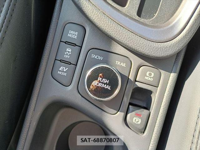 Toyota YARIS CROSS 2024-05 8370015-21
