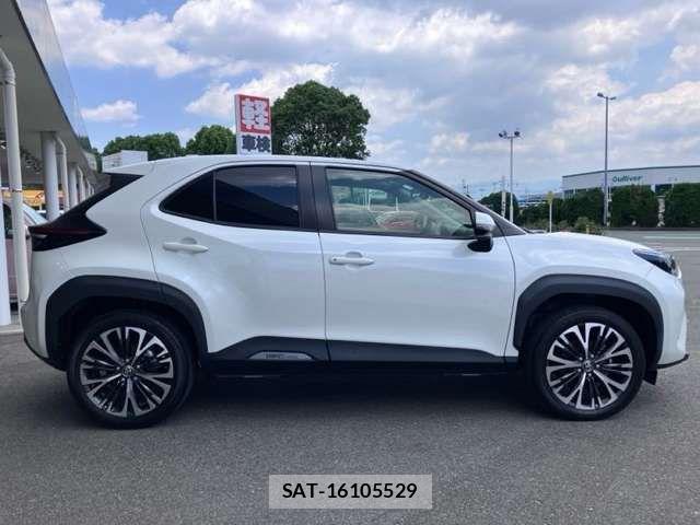 Toyota YARIS CROSS 2021-08 8370006-7