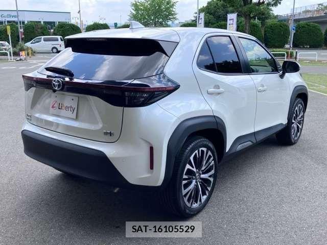 Toyota YARIS CROSS 2021-08 8370006-8