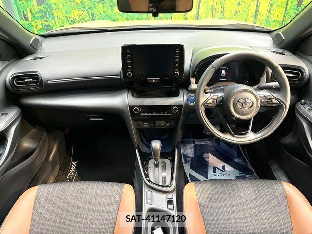 Toyota YARIS CROSS 2023-09 8370000-1