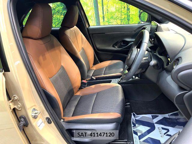 Toyota YARIS CROSS 2023-09 8370000-7