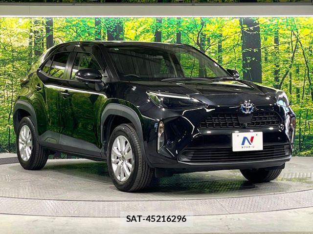 Toyota YARIS CROSS 2021-07 8372433-15