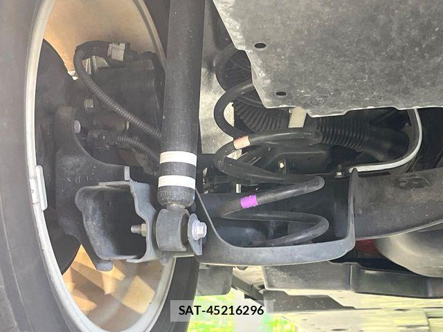 Toyota YARIS CROSS 2021-07 8372433-19