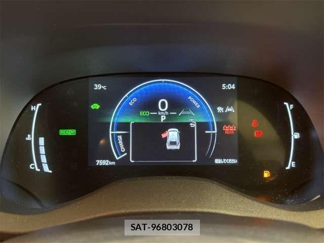 Toyota YARIS CROSS 2025-03 8372430-9