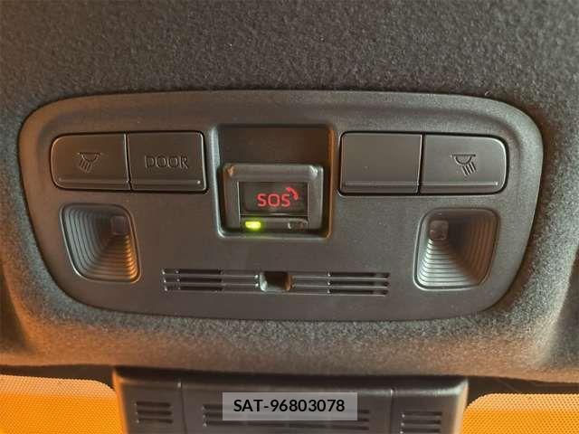 Toyota YARIS CROSS 2025-03 8372430-15