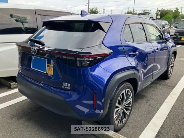 Toyota YARIS CROSS 2021-10 8372435-3