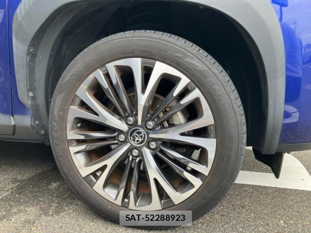 Toyota YARIS CROSS 2021-10 8372435-5
