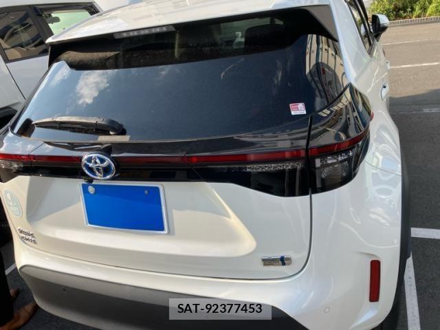 Toyota YARIS CROSS 2021-12 8372432-3
