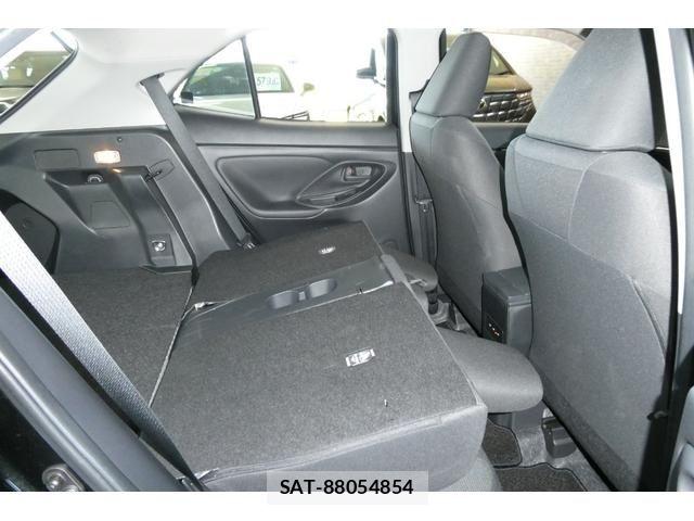 Toyota YARIS CROSS 2021-10 8416073-13