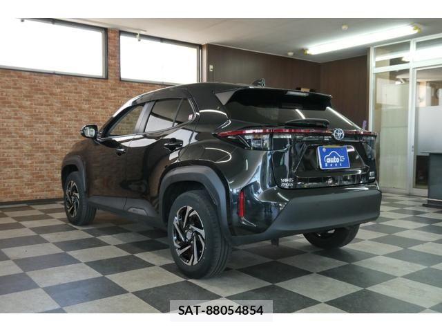 Toyota YARIS CROSS 2021-10 8416073-1