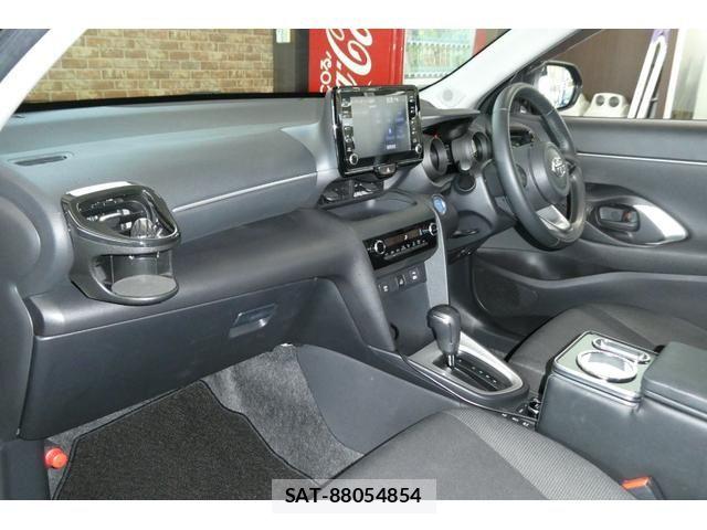 Toyota YARIS CROSS 2021-10 8416073-5