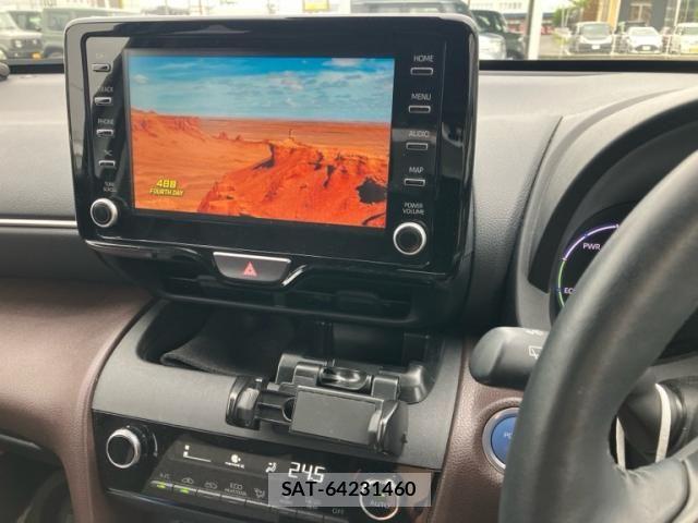 Toyota YARIS CROSS 2022-10 8416089-14